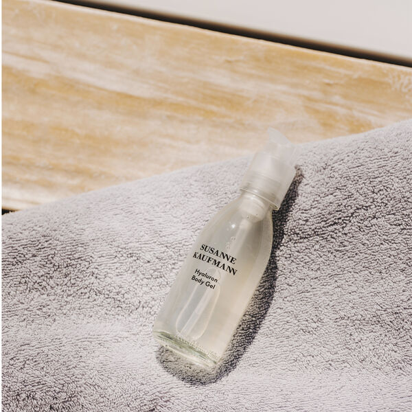 SK HYALURON BODY GEL 100 ML