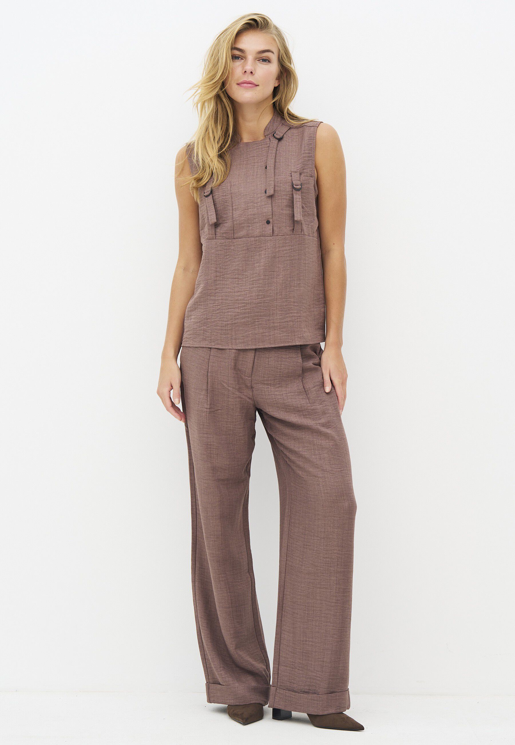 Eila Top