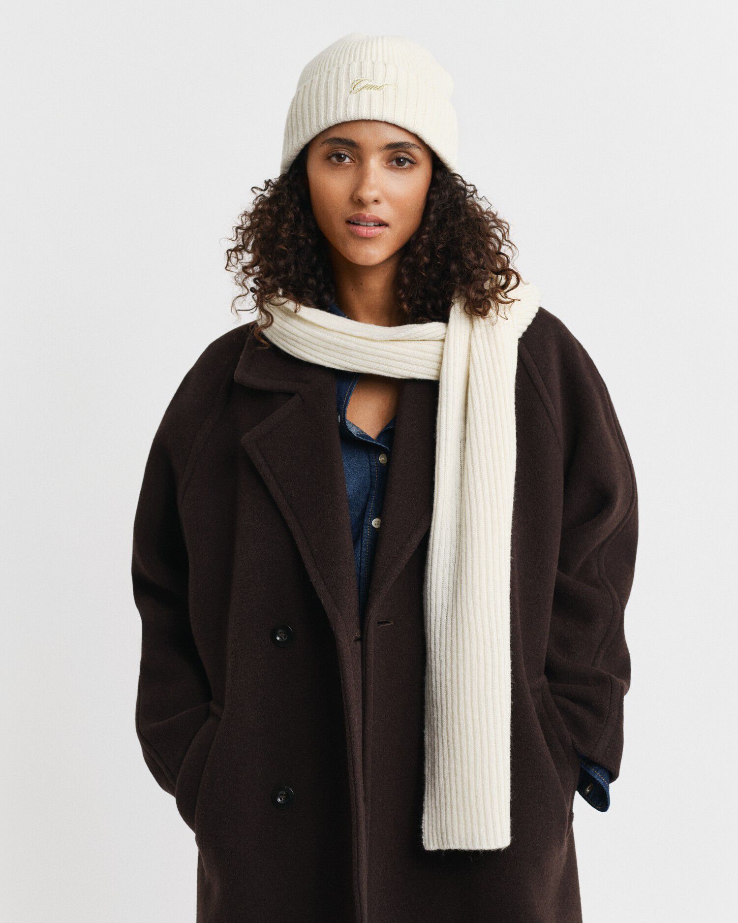 SCRIPT BEANIE AND SCARF GIFT SET