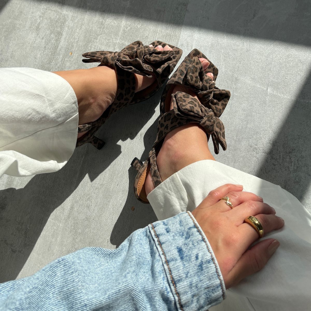 BUTTERFLY HEEL LEP.