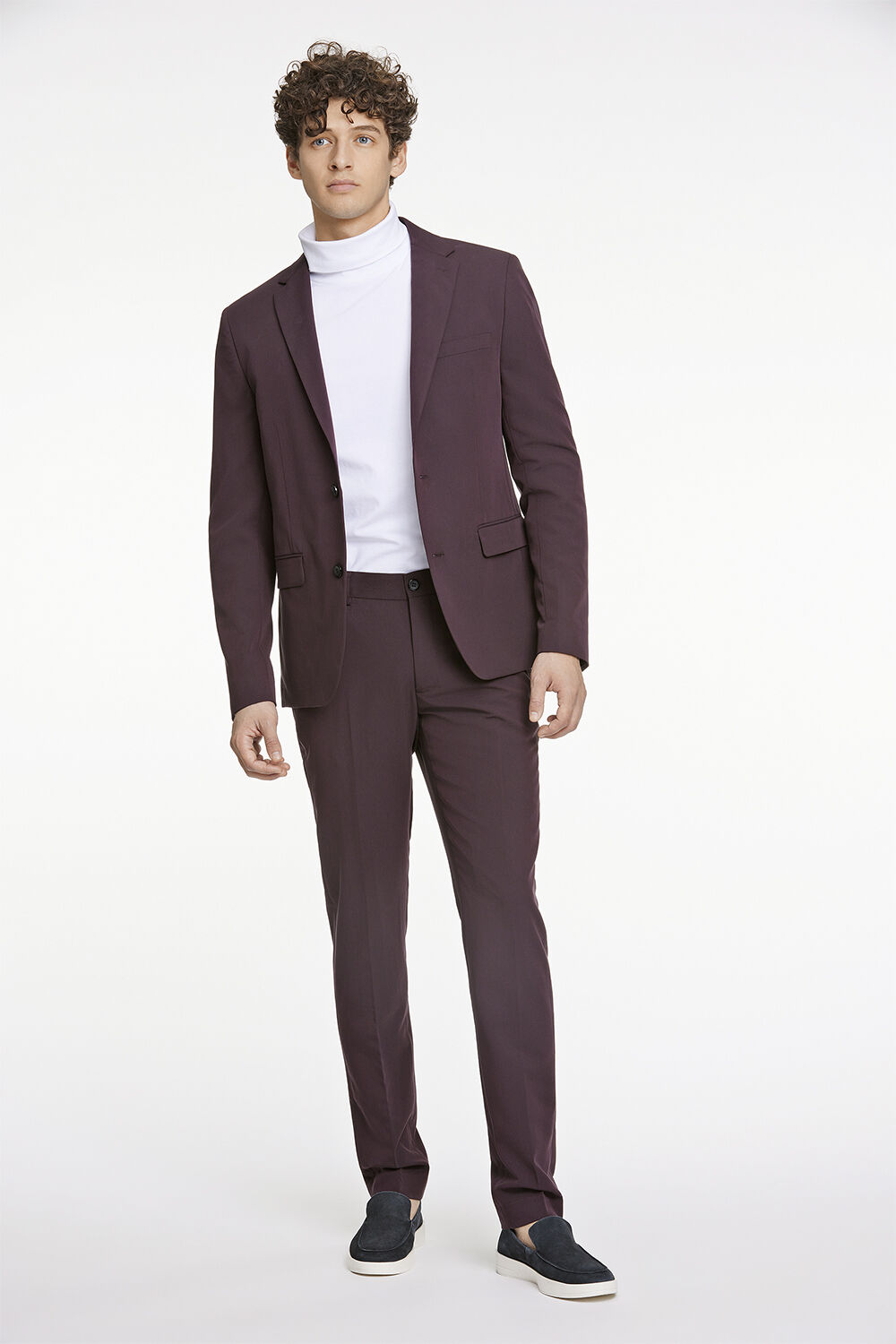 Fine twill stretch suit