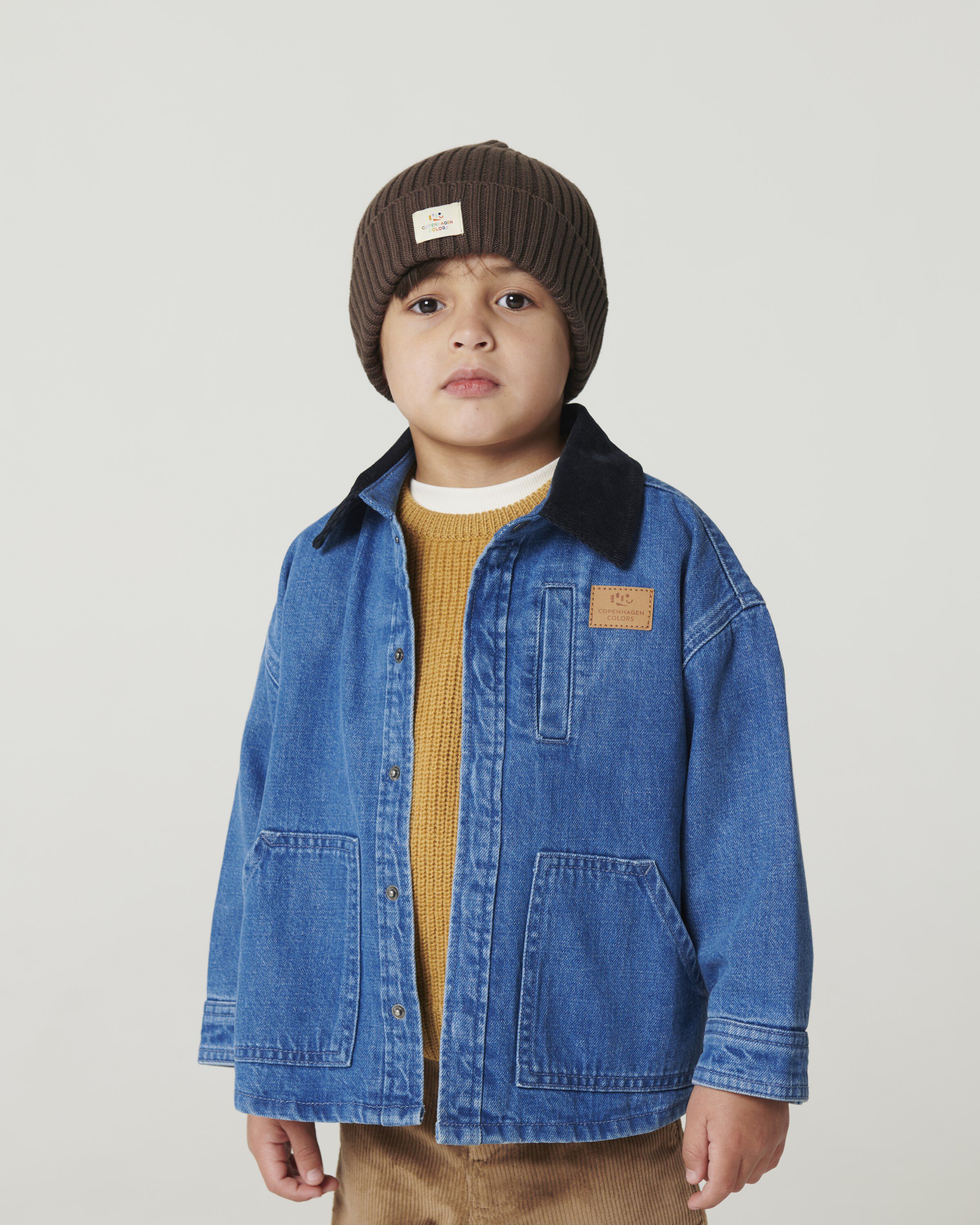 Denim Jacket w. Corduroy Collar