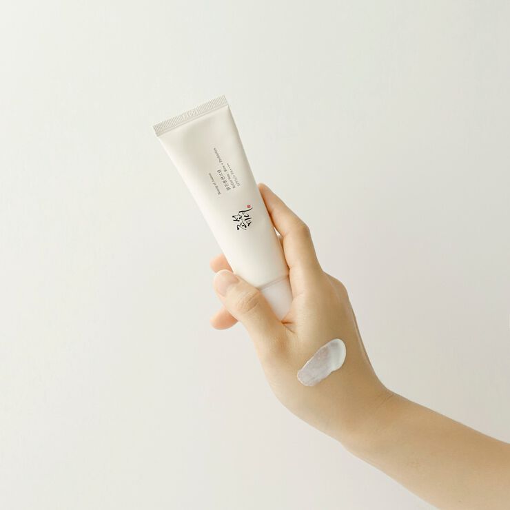 Relief Sun: Rice + Probiotics SPF50+