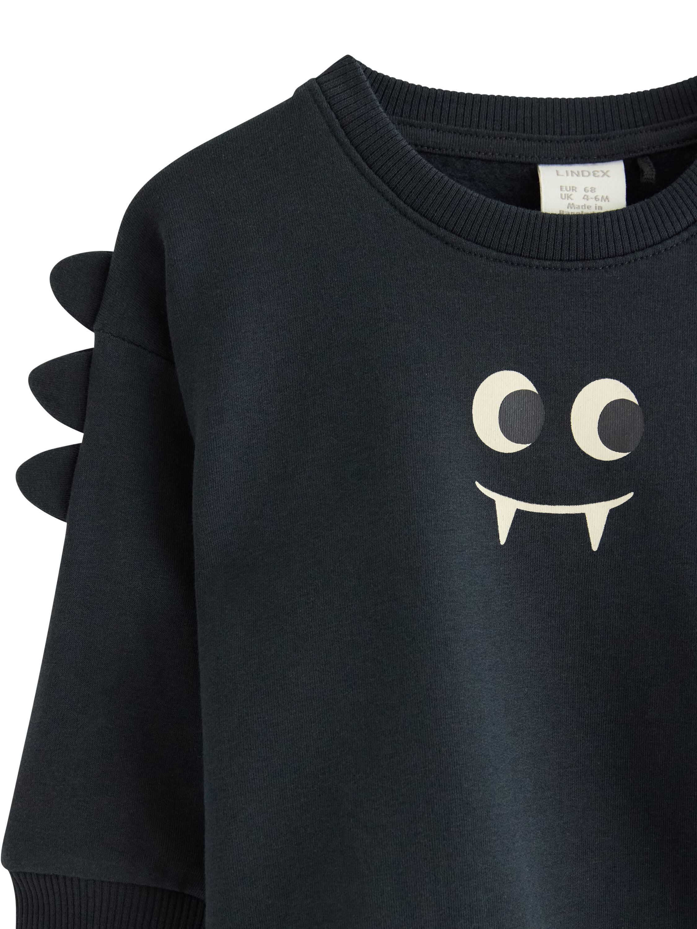 Sweatshirt i mjuk bomullstrik&aring; med