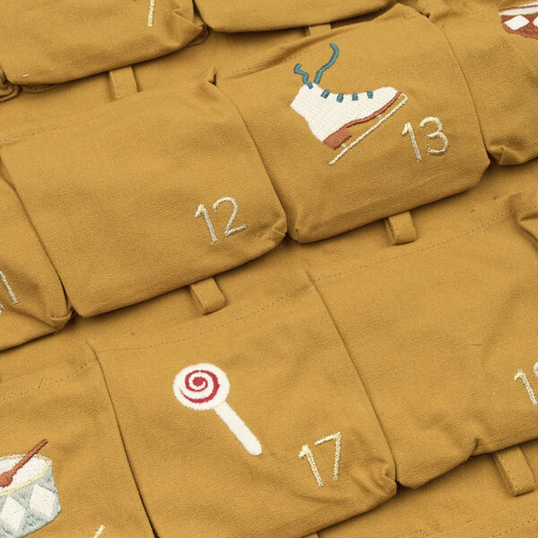 Wall Calendar - Nostalgia embroidery - Ochre