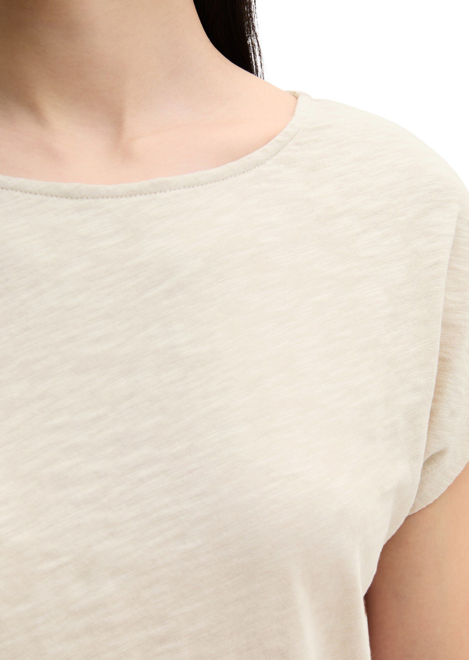 T-shirt, short sleeve, round neck