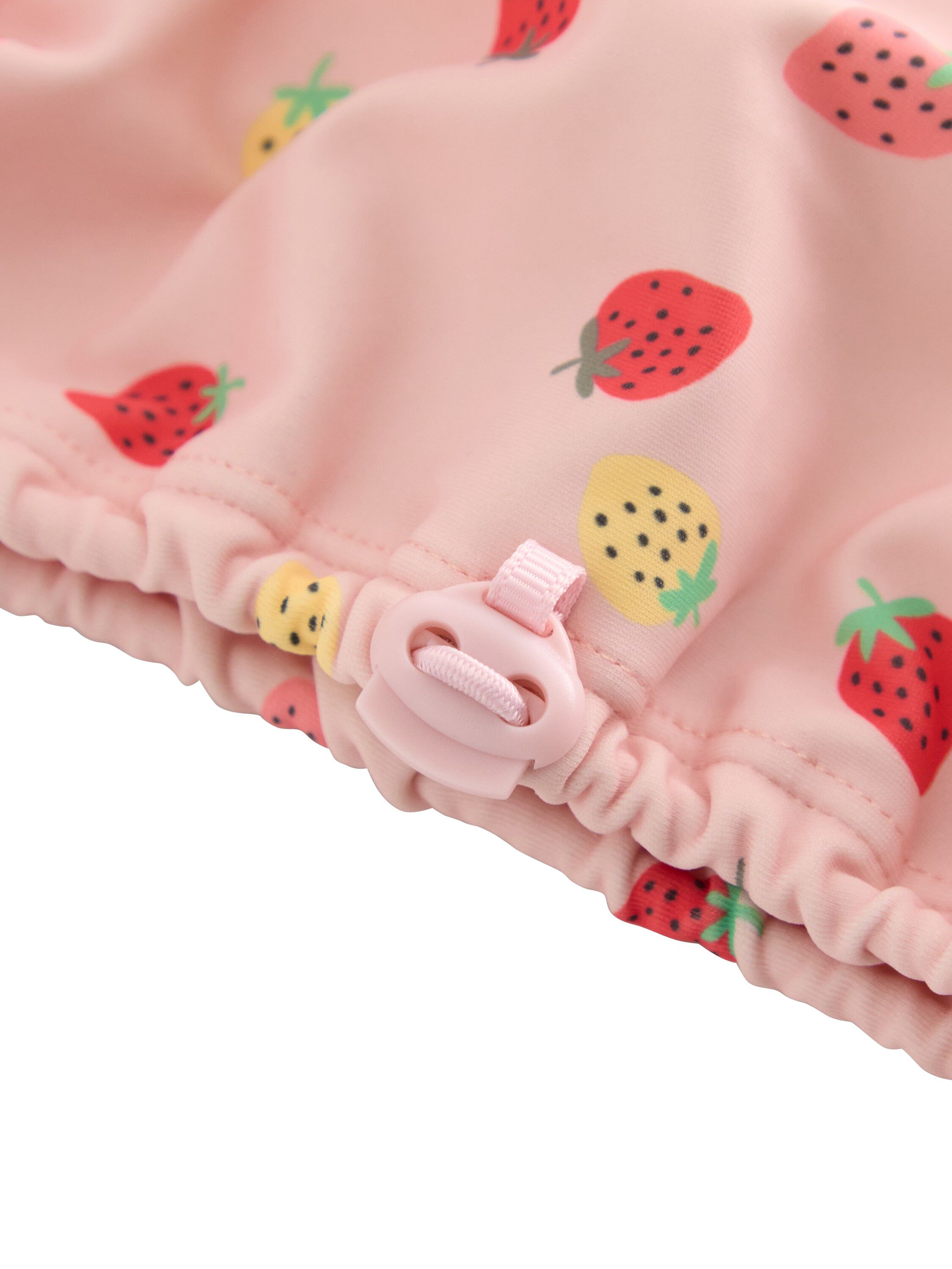 Elastic bathing briefs to prevent o