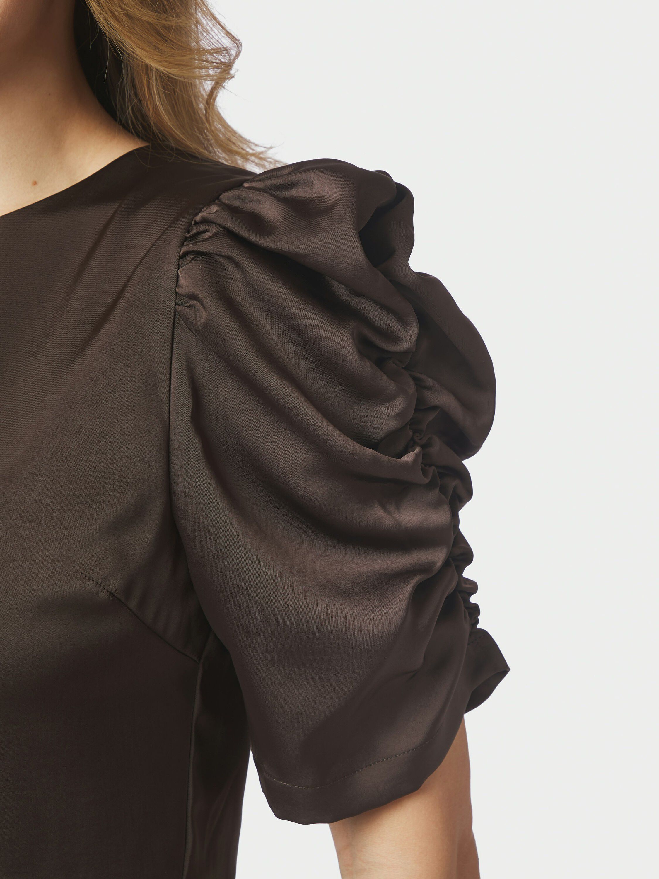 Benua Heavy Sateen-bluse