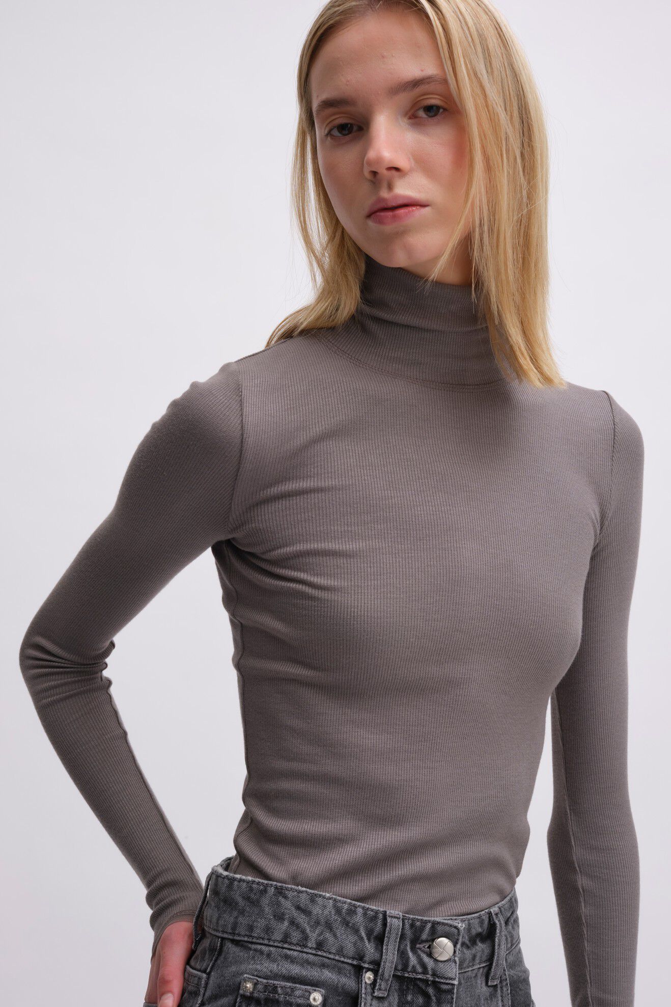 LONG SLEEVE TURTLE NECK