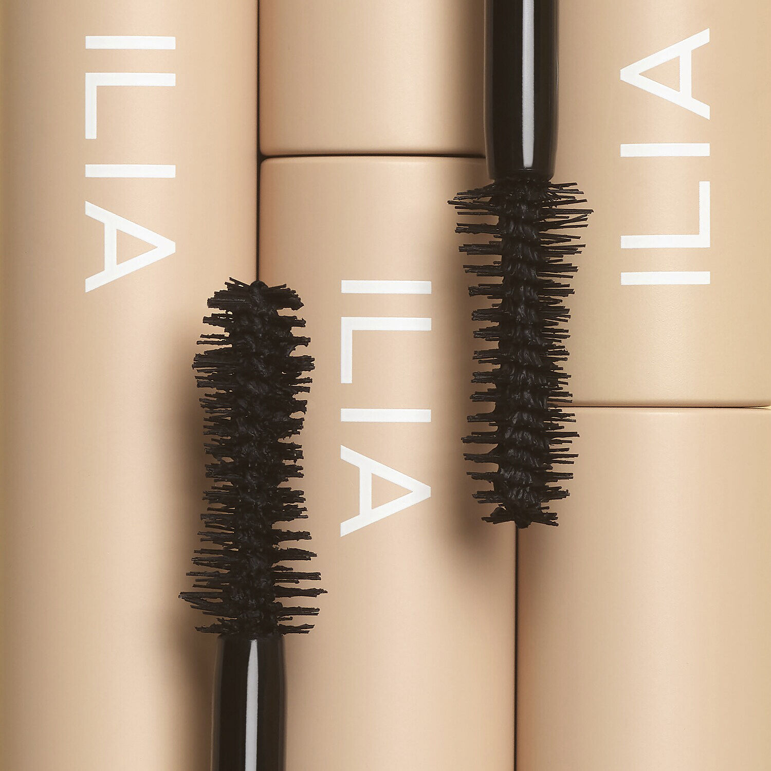 Fullest Volumizing - Mascara