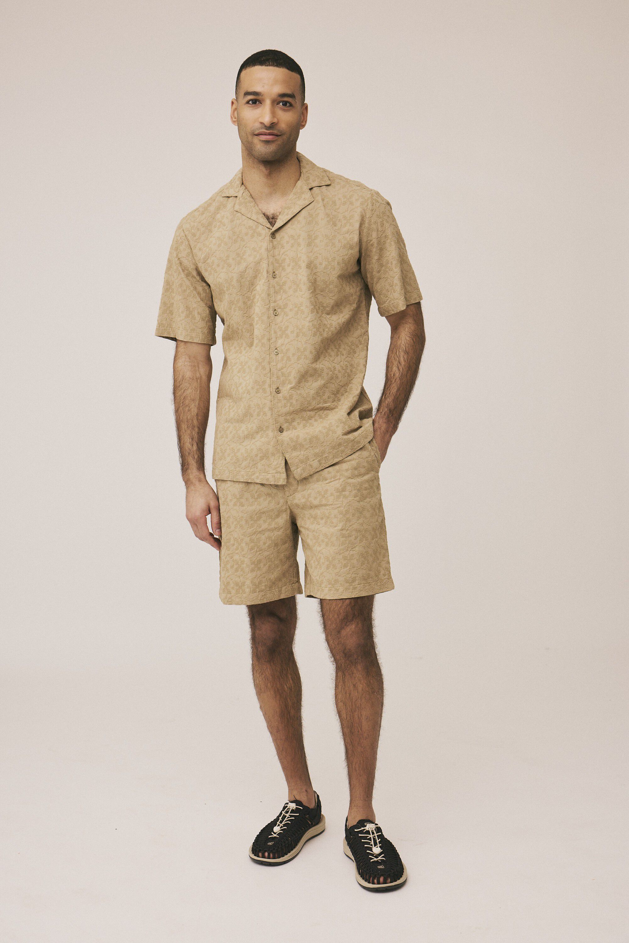 Ripley 3 broderie shirt GOTS