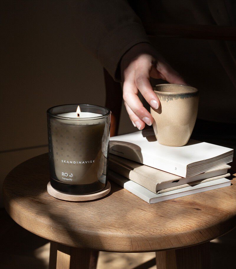 RO Scented Candle w Lid 200g