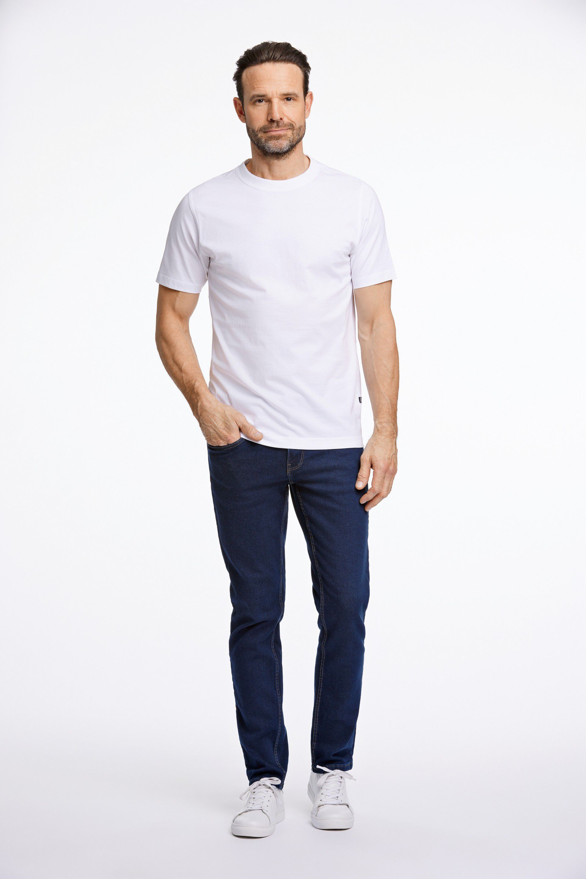 O-neck tee