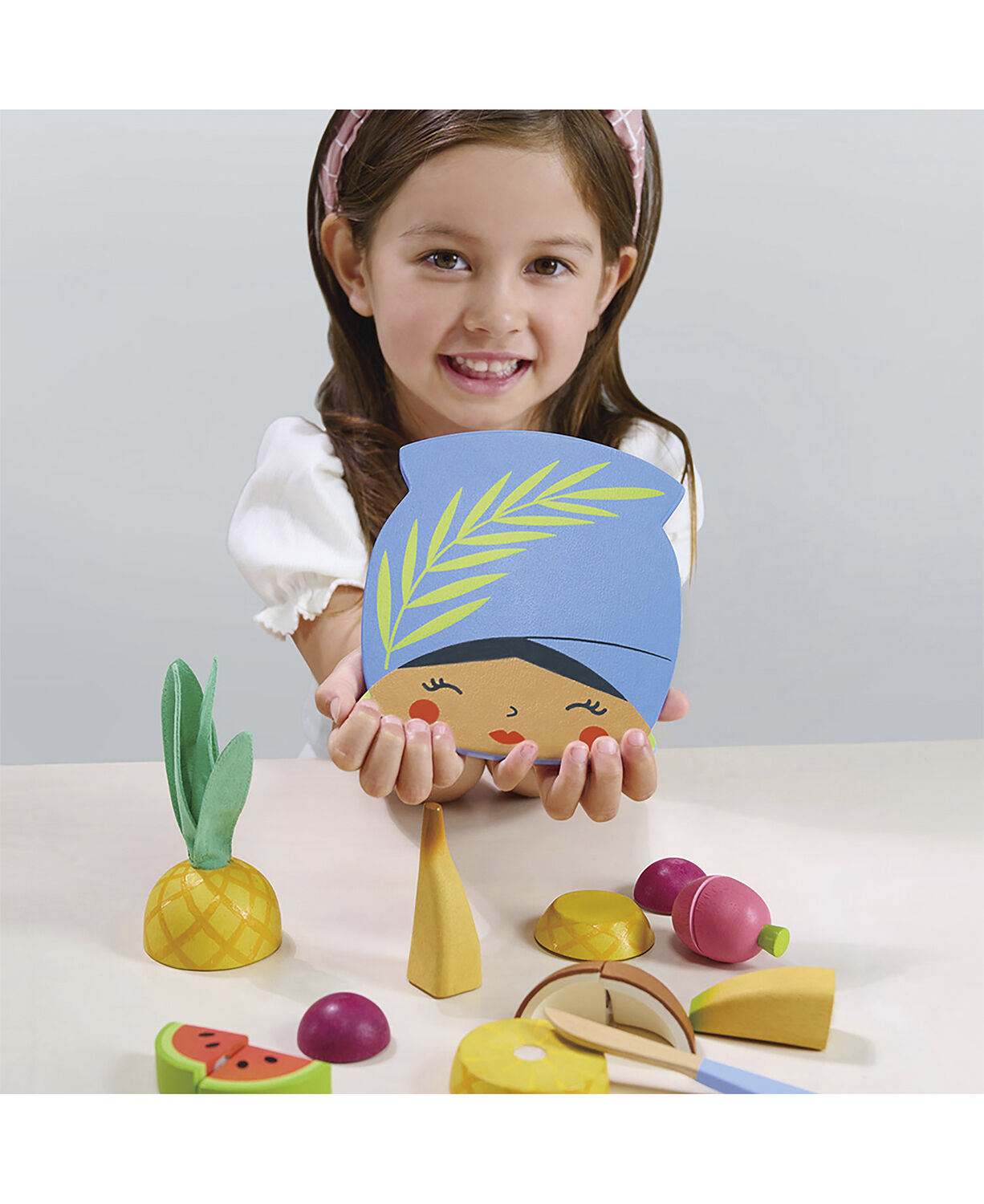 Tender Leaf - Sk&aelig;rebr&aelig;t med tropisk frugt