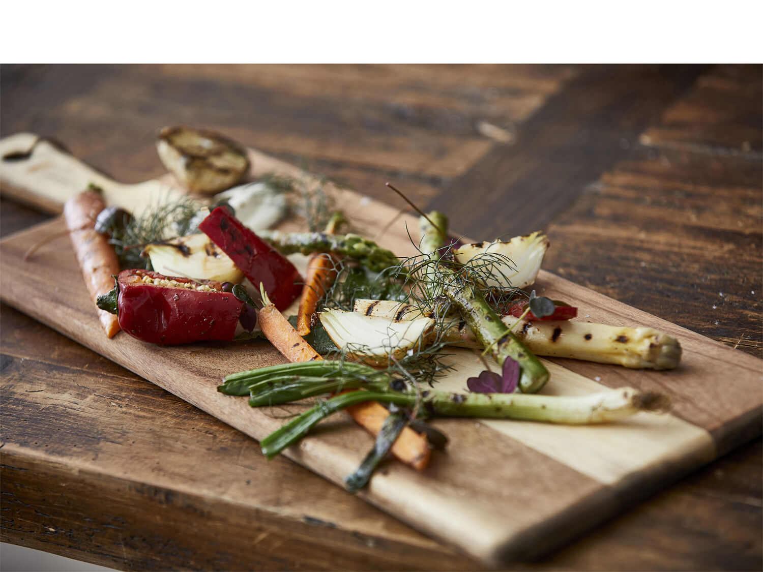 Serveringsbrett 46x15 cm Akasietre