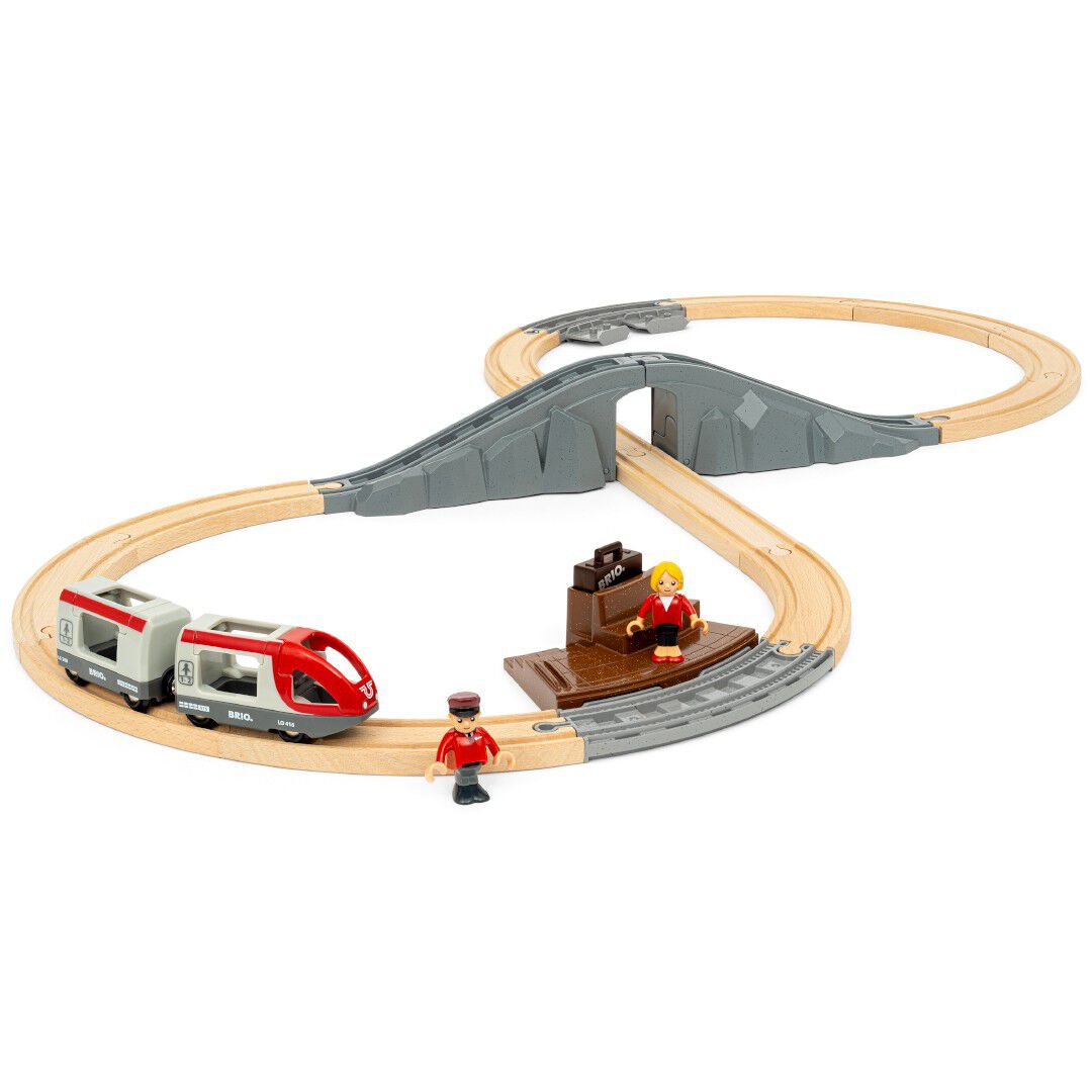 Brio Starter Travel Train Set