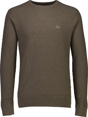 Cable knit jumper