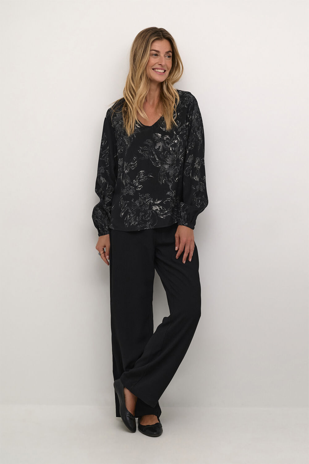 CRLova V-Neck Blouse