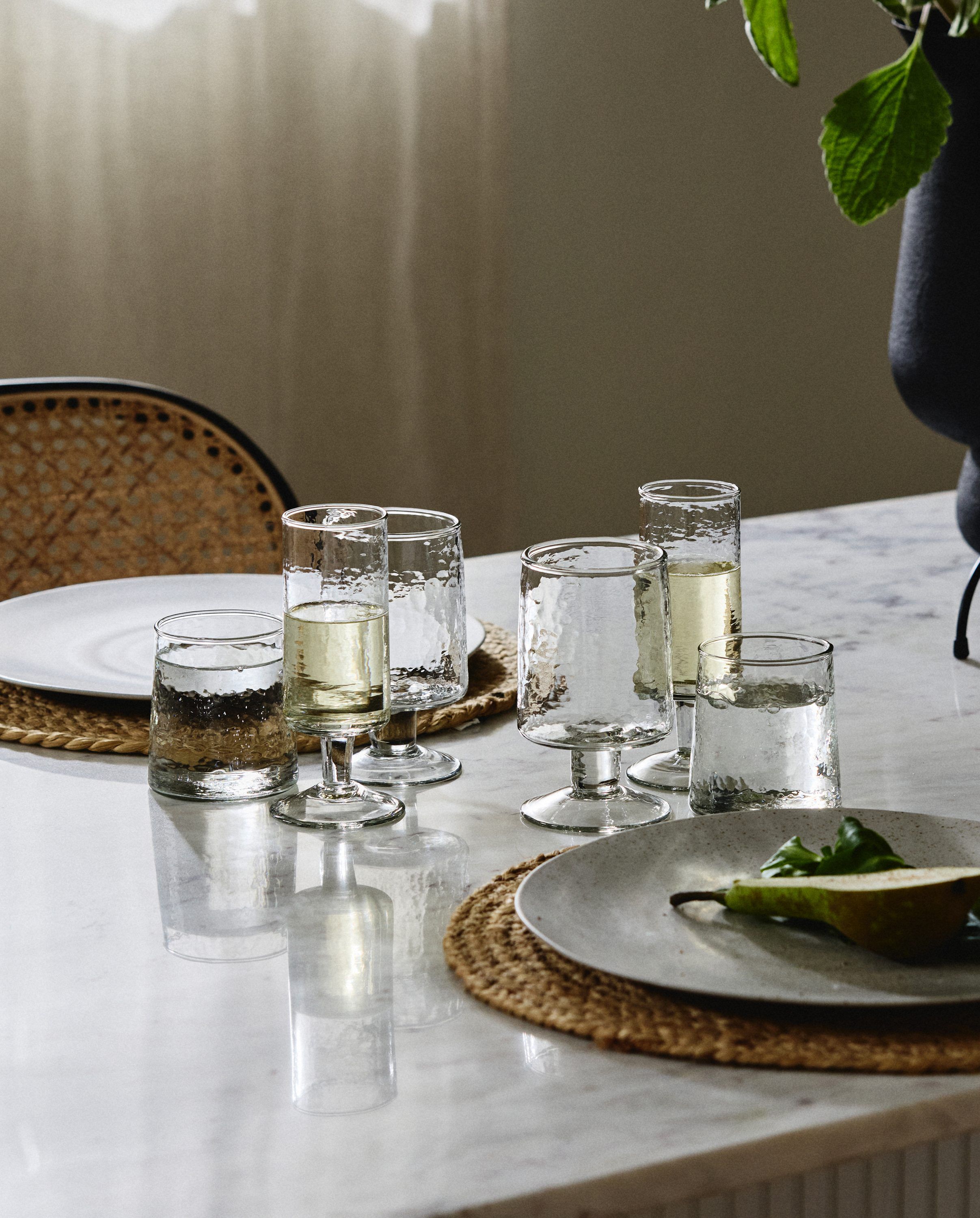 VITA tall wine glass - clear