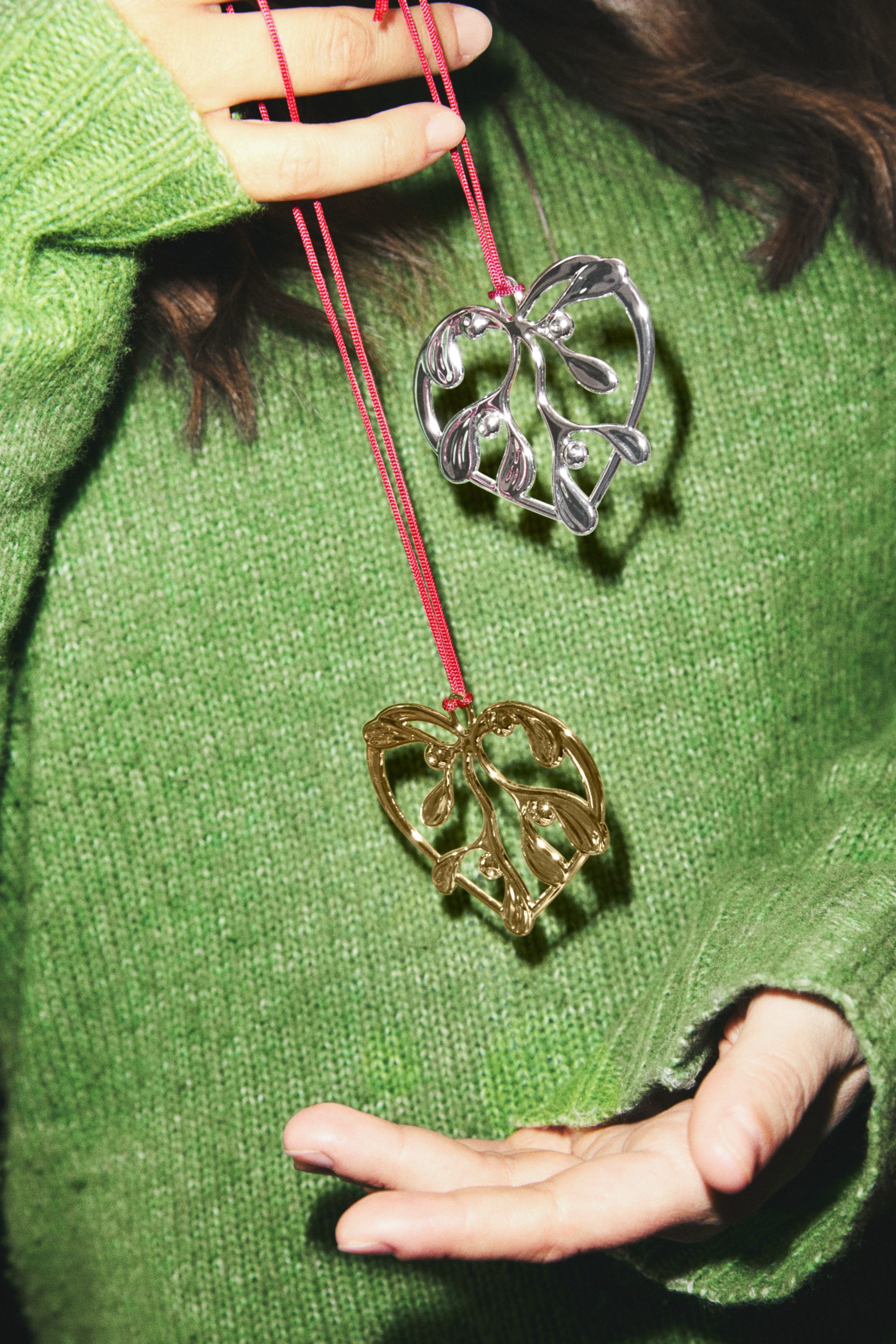 Under the Mistletoe H6 forgyldt