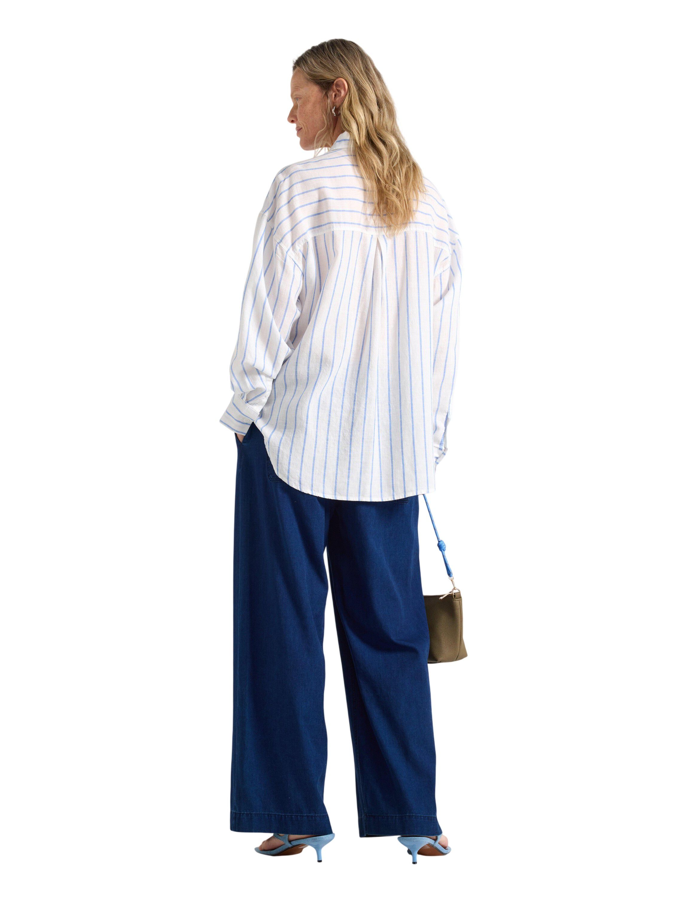 Wide-leg trousers with a elastic wa