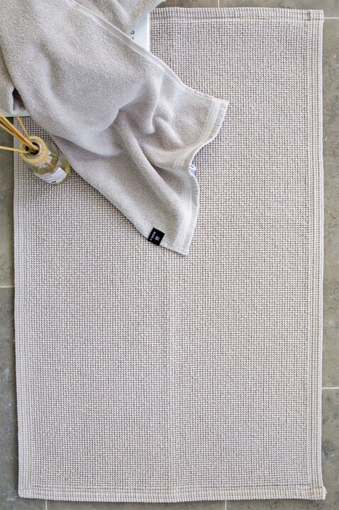 Love Bath Mat