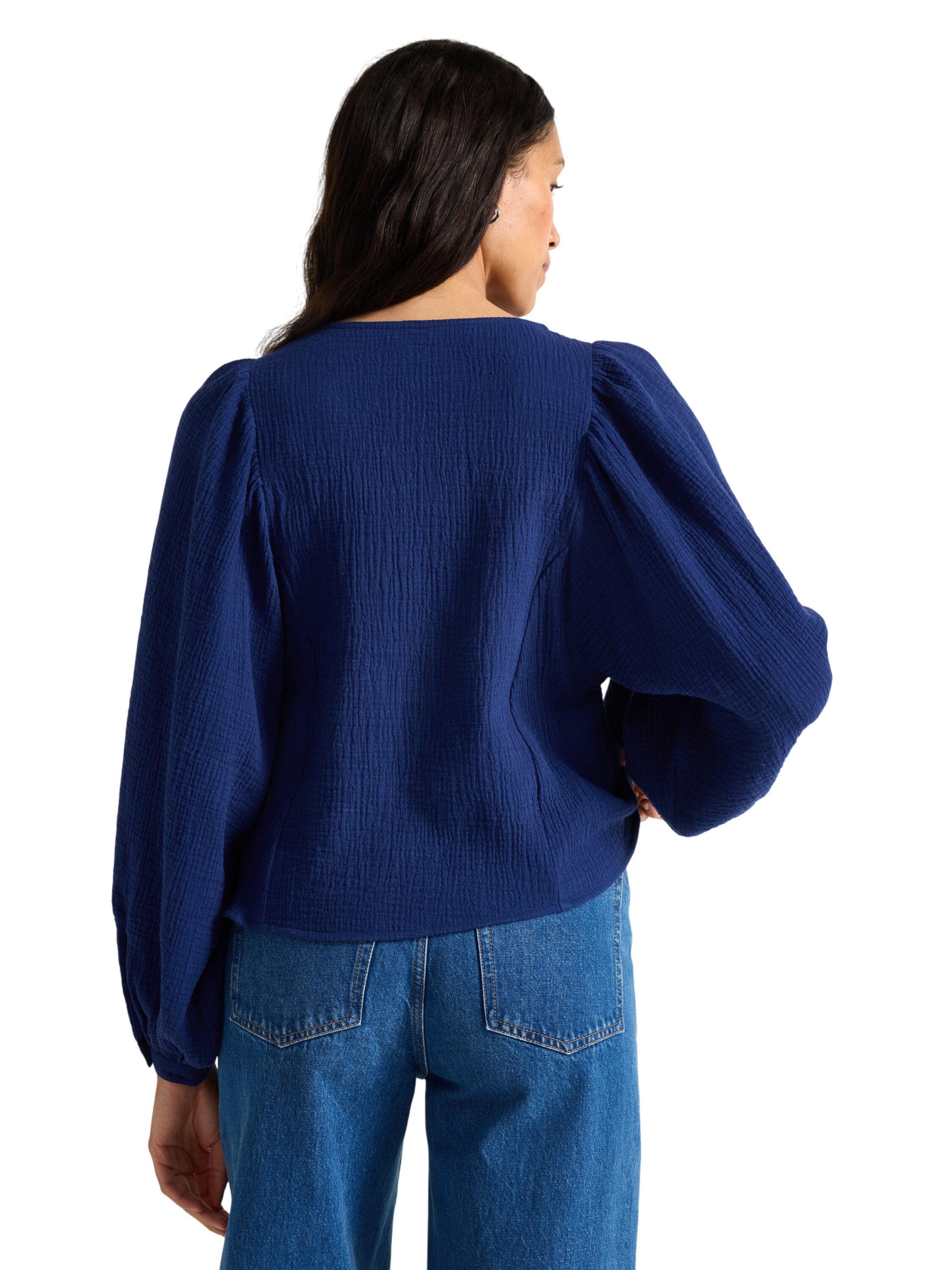 Soft blouse in cotton gauze with wi