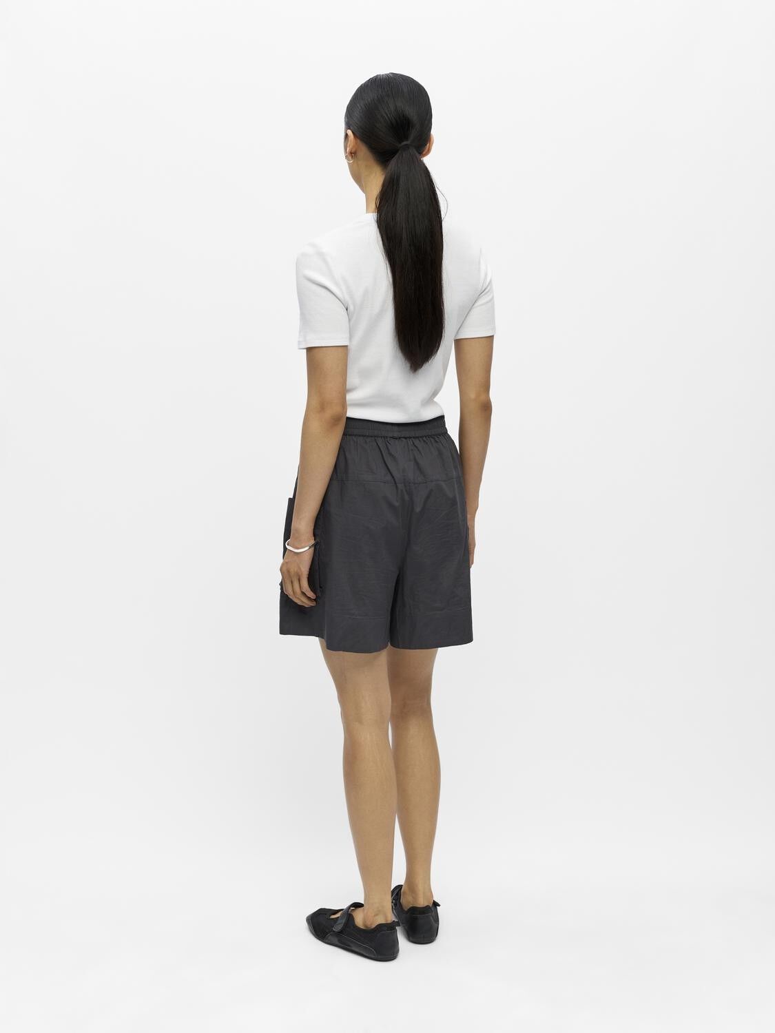 Objkaela Hw Lo Bermuda Short E Ss 26