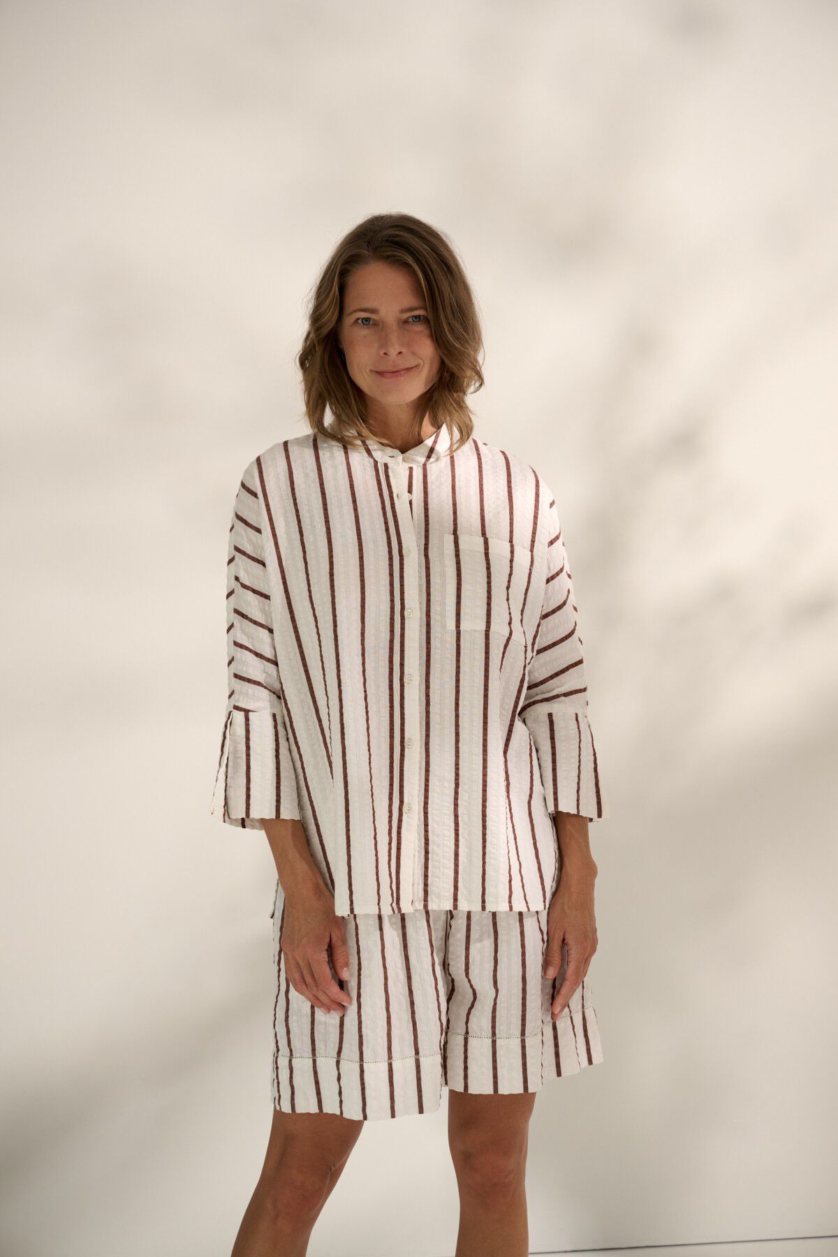 wake shorts wave stripe