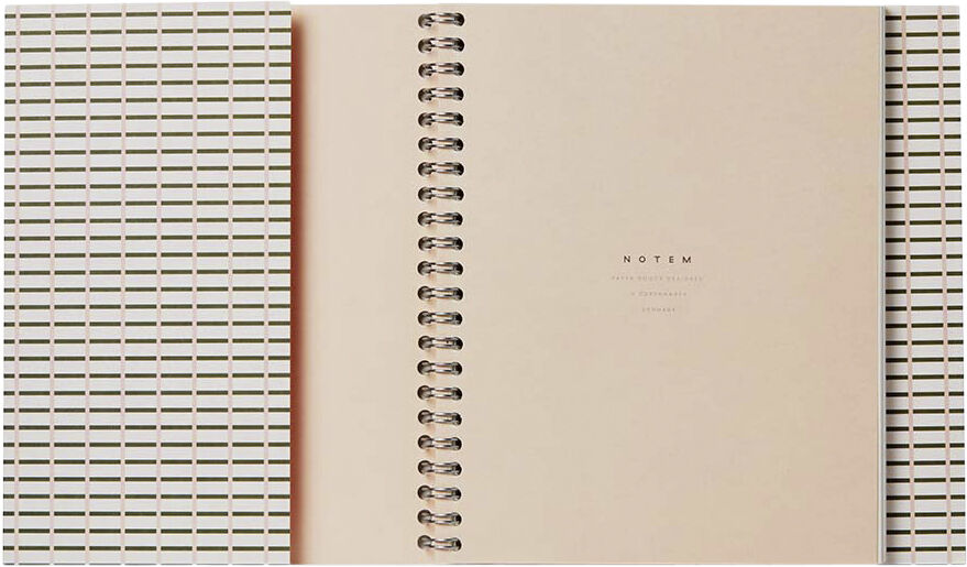 NELA Wirebound Spiral Notebook - Medium, gr&oslash;n