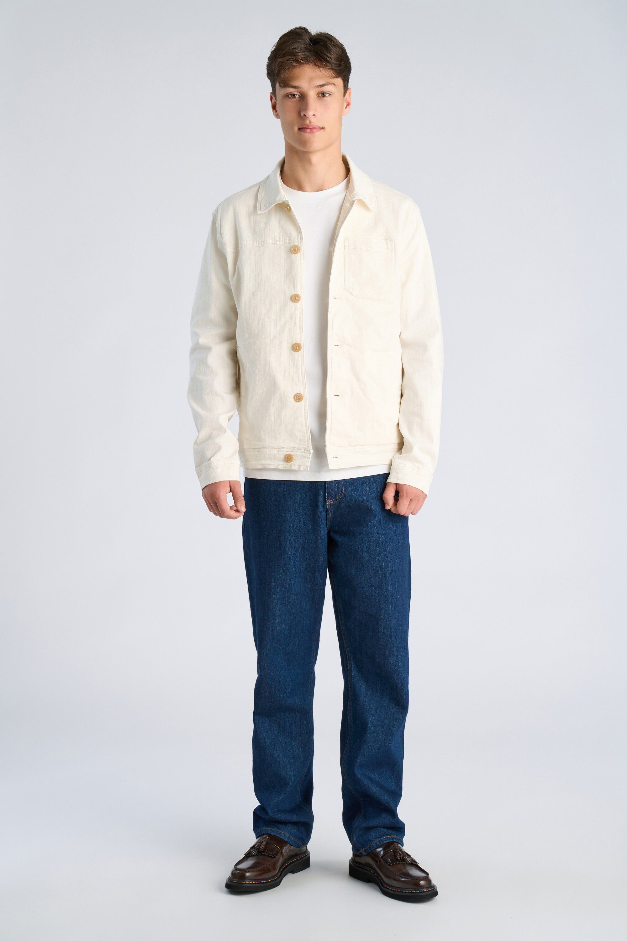 Cropped length overshirt
