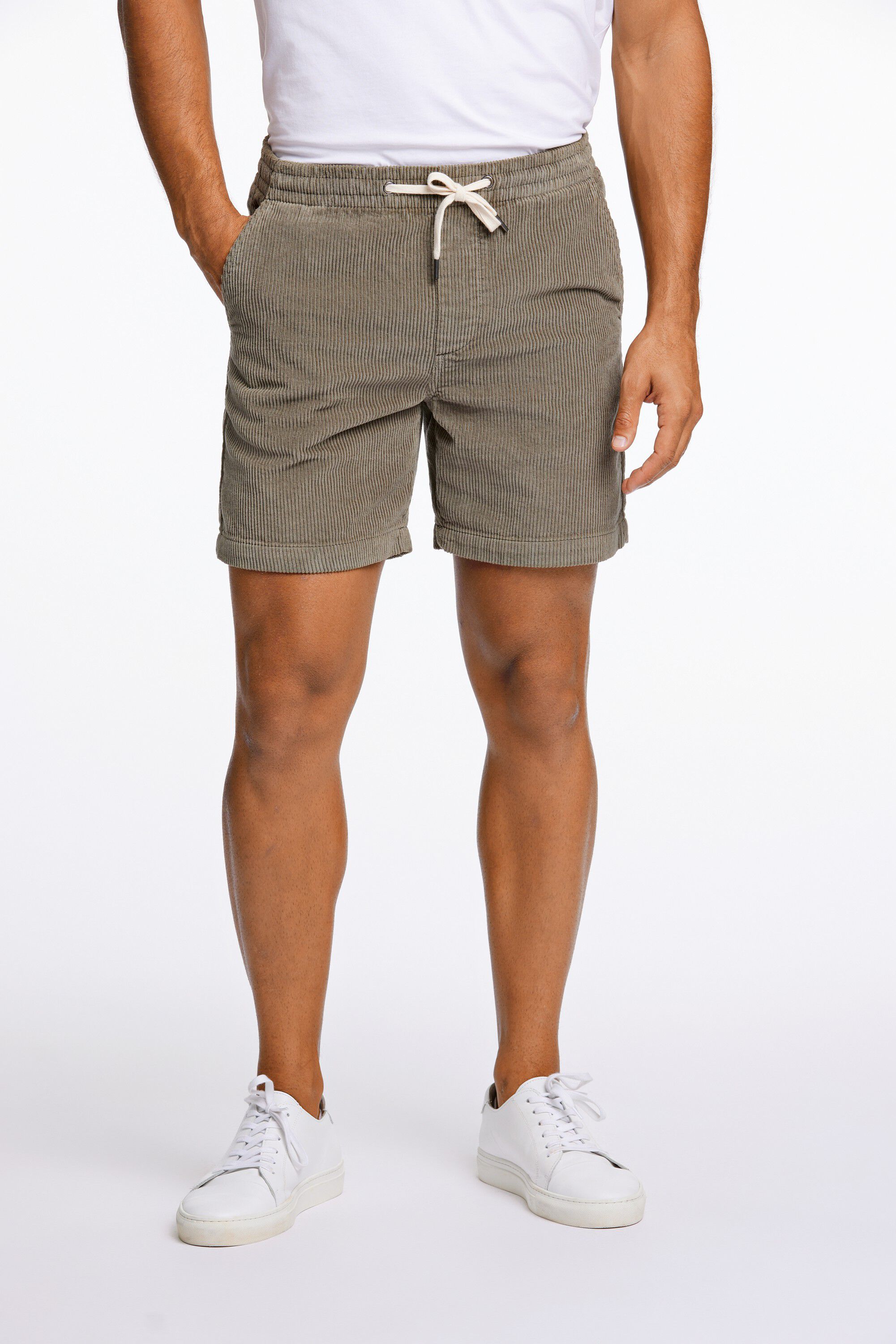 Corduroy shorts