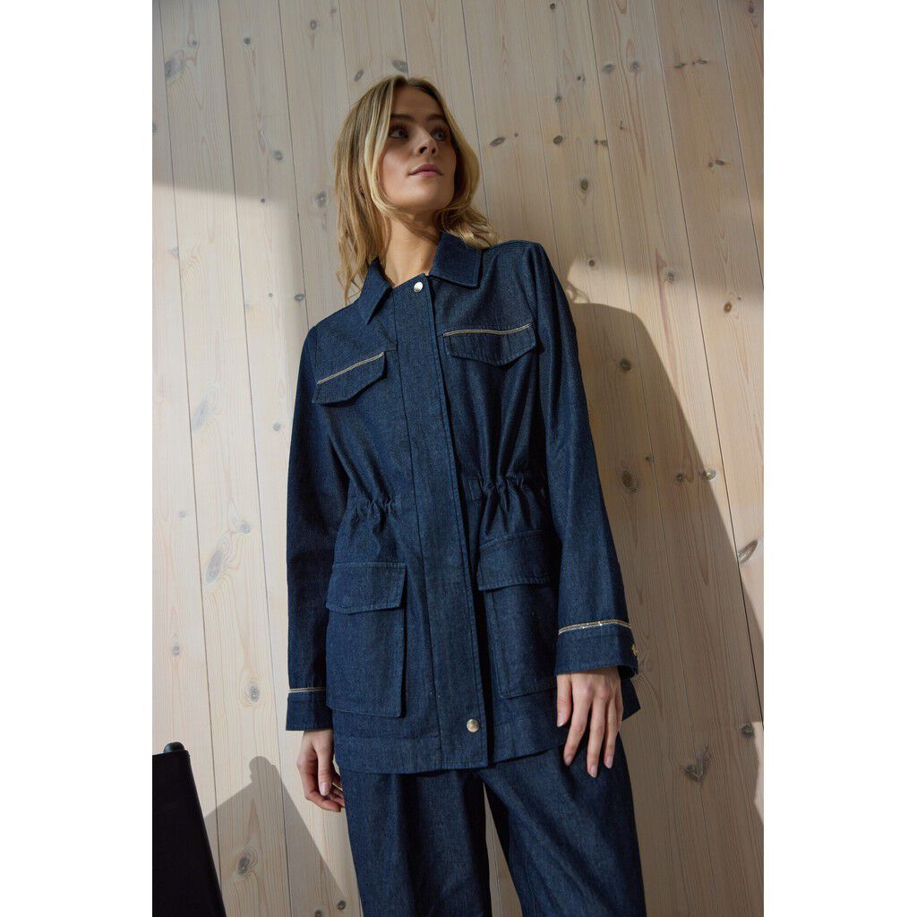 291HMRetal denimjacket