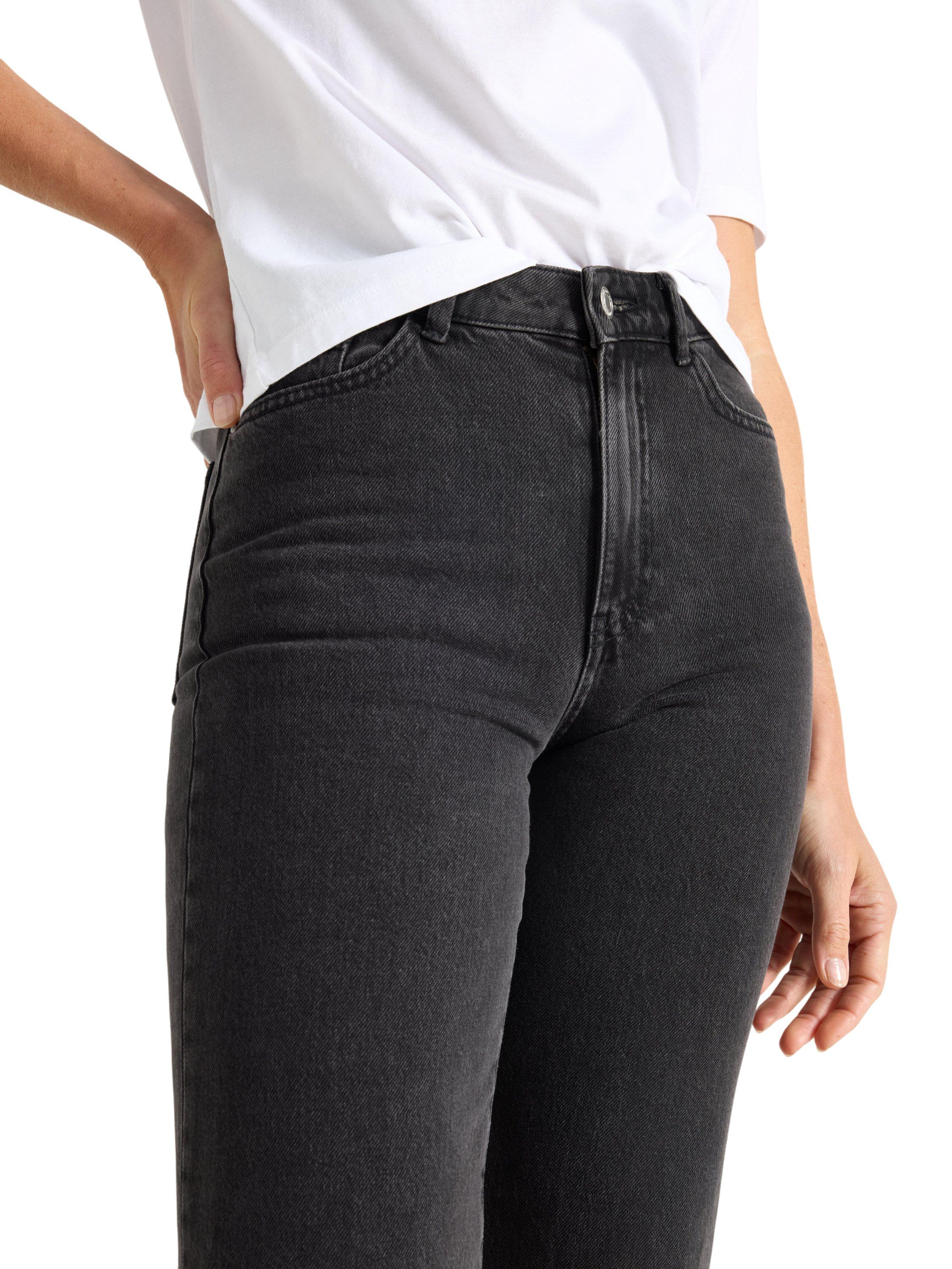 High waist jeans in cotton denim wi