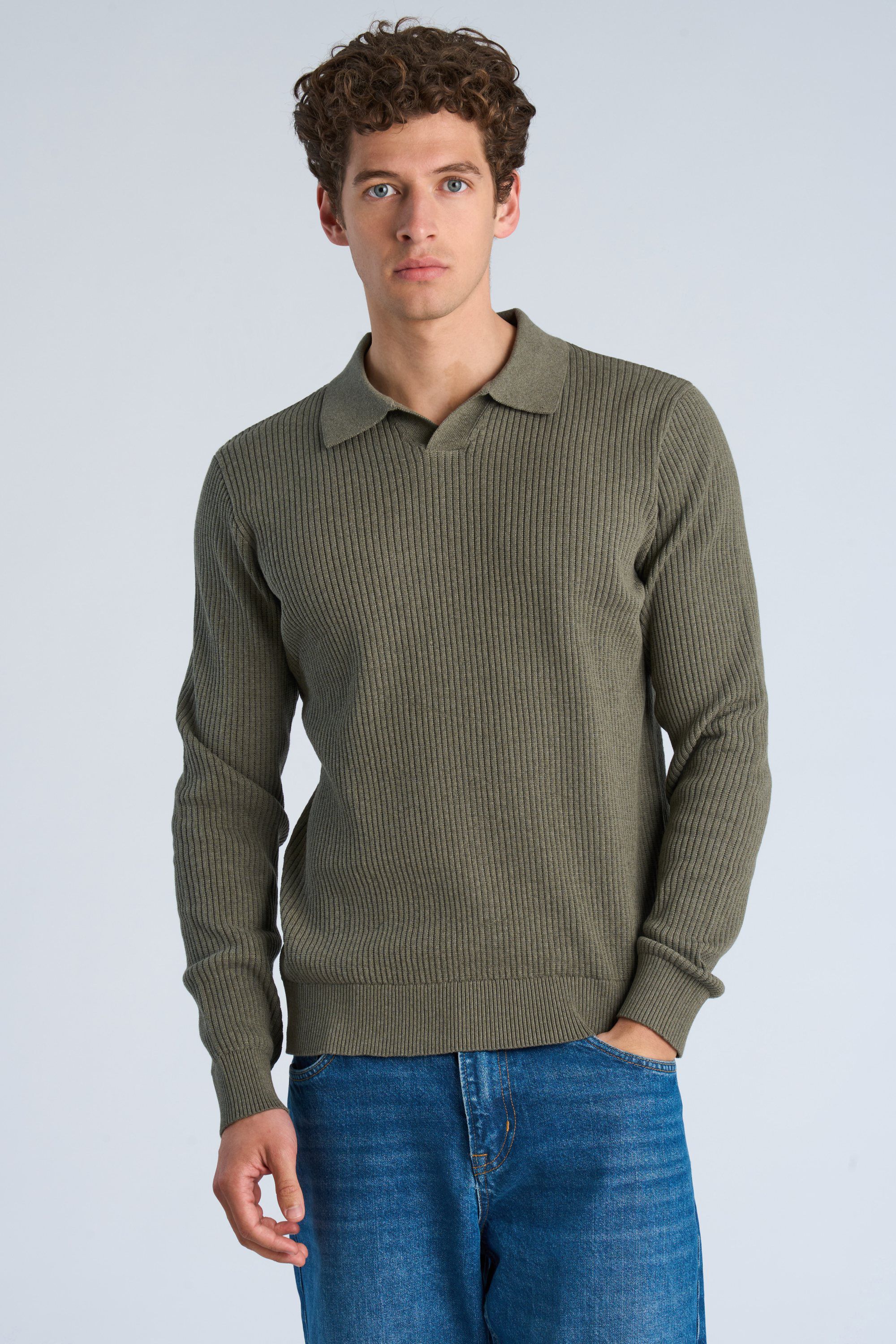 Ribbed L/S v-neck polo