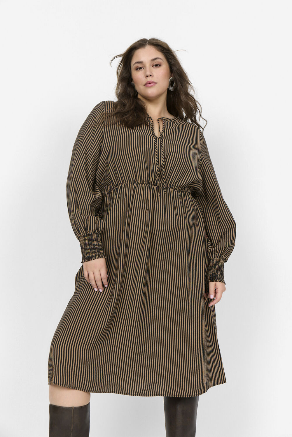 Curvy WA-GENTINA 4 Kjole M&oslash;rk sand