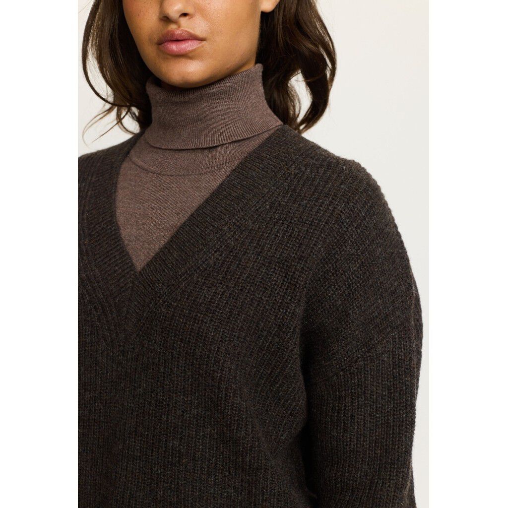 SRWest V-neck Knit