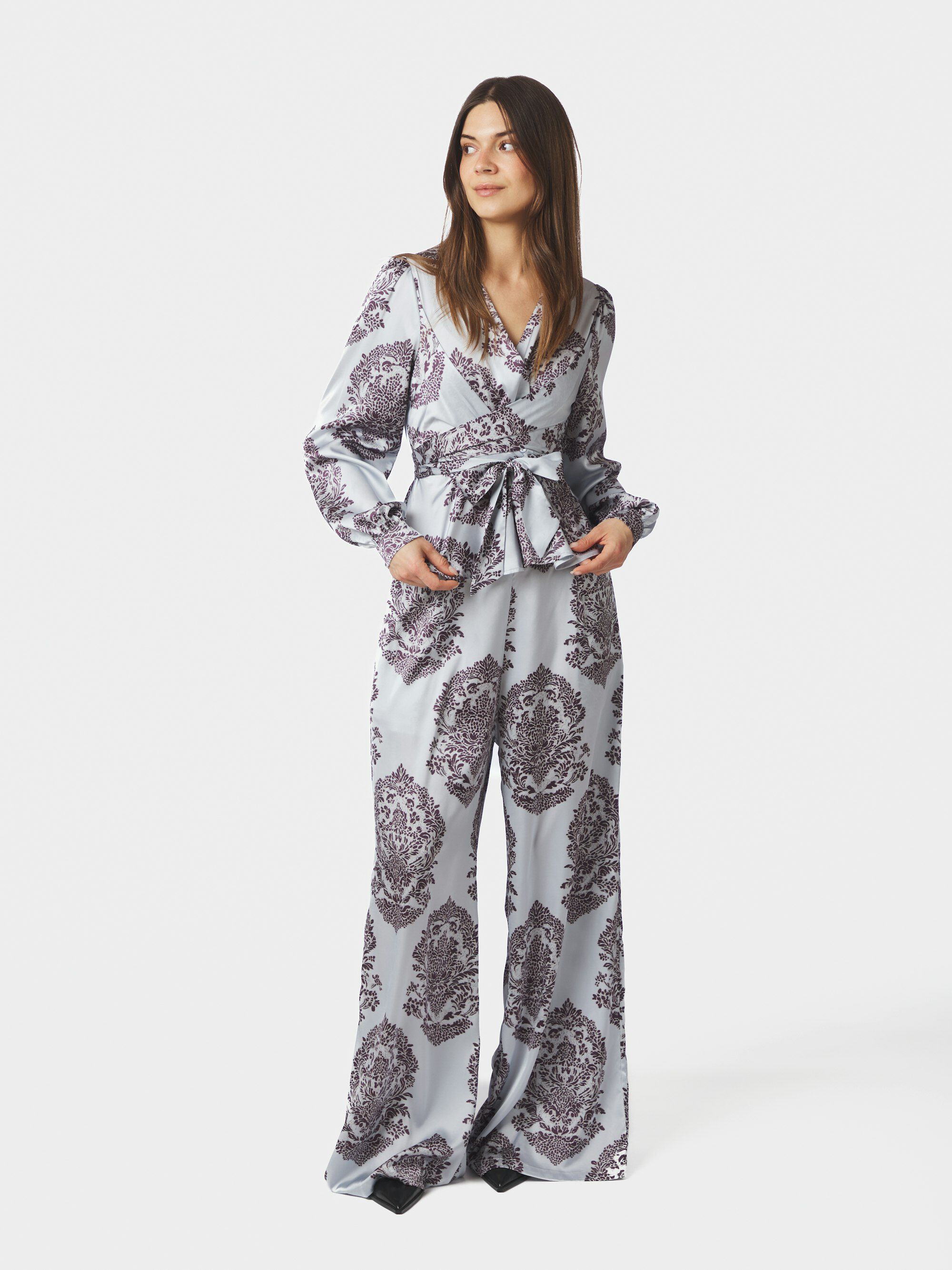 Rista Deco Drop Blouse