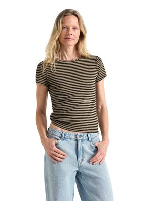 Soft jersey top with short sleeves