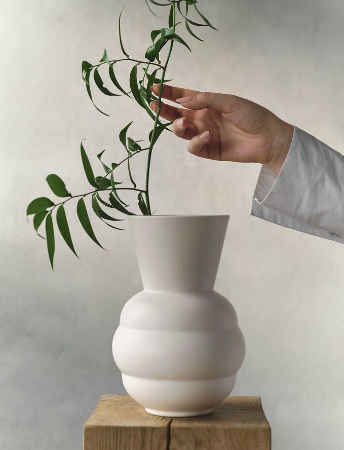 Tortus Archie vase No1 white