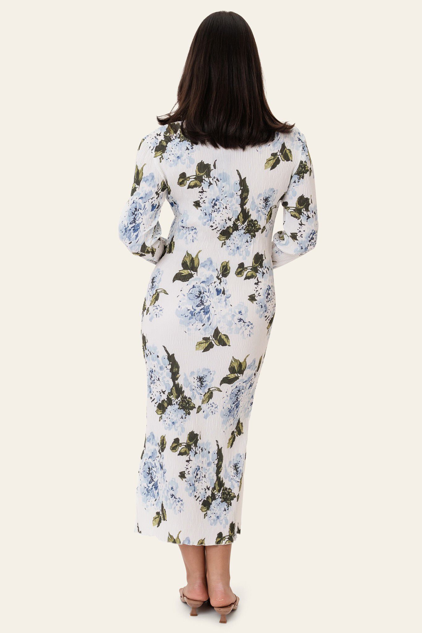 OdaIC Dress
