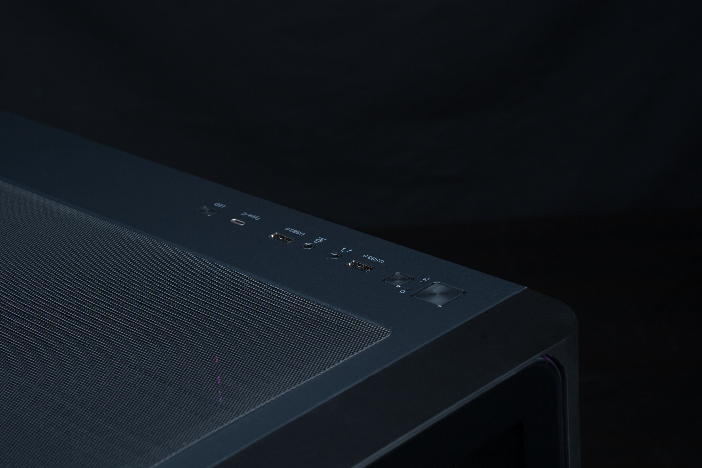 Max Bite Ultimator 5070 Gaming PC