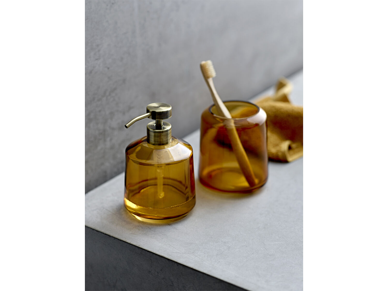 S&aring;pedisp. Vintage Amber