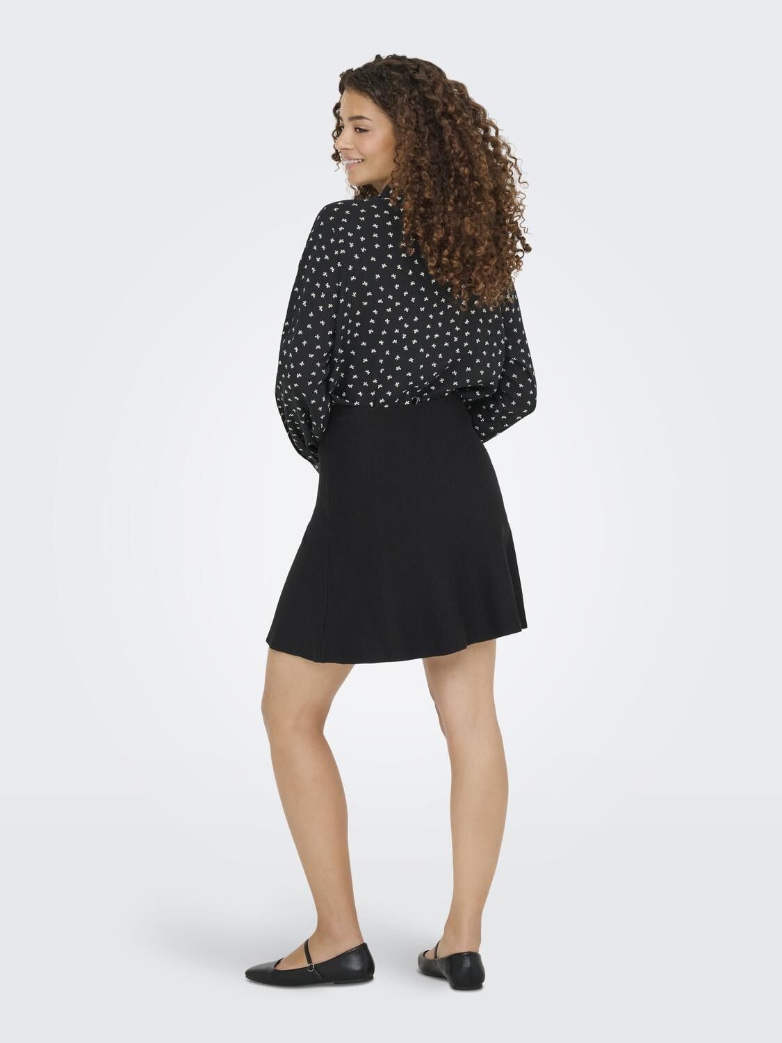 Onlmellii Short Skirt Knt