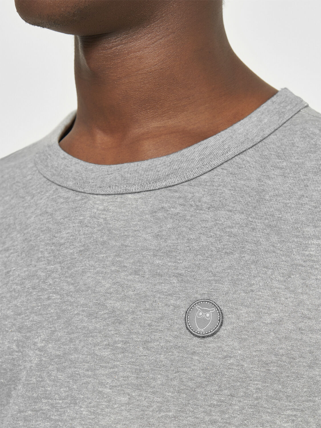 ERIK basic badge sweat - GOTS/Vegan