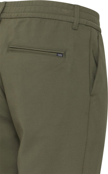 CFMARC performance pants with pleat