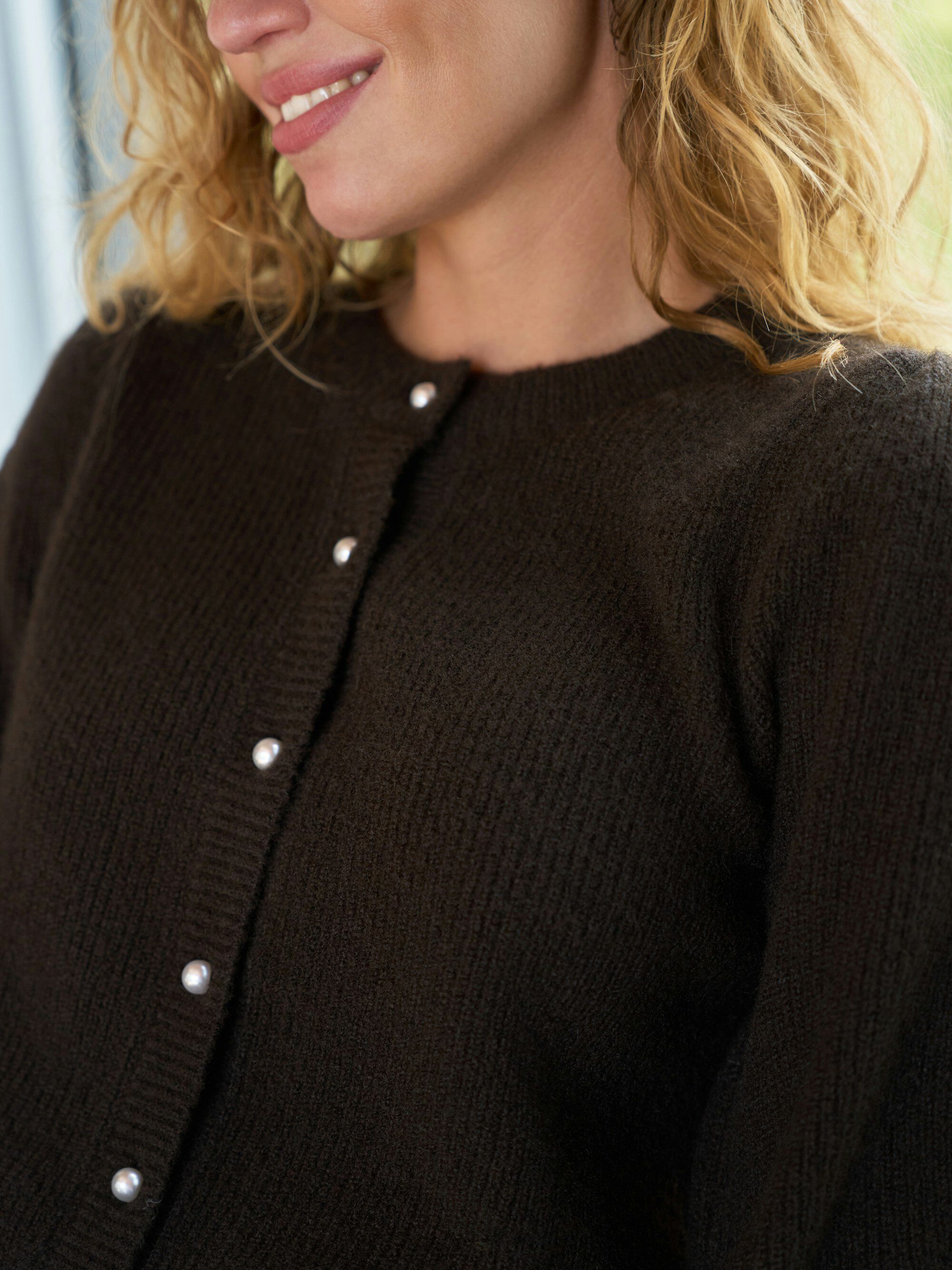 Nuna Knit Cardigan