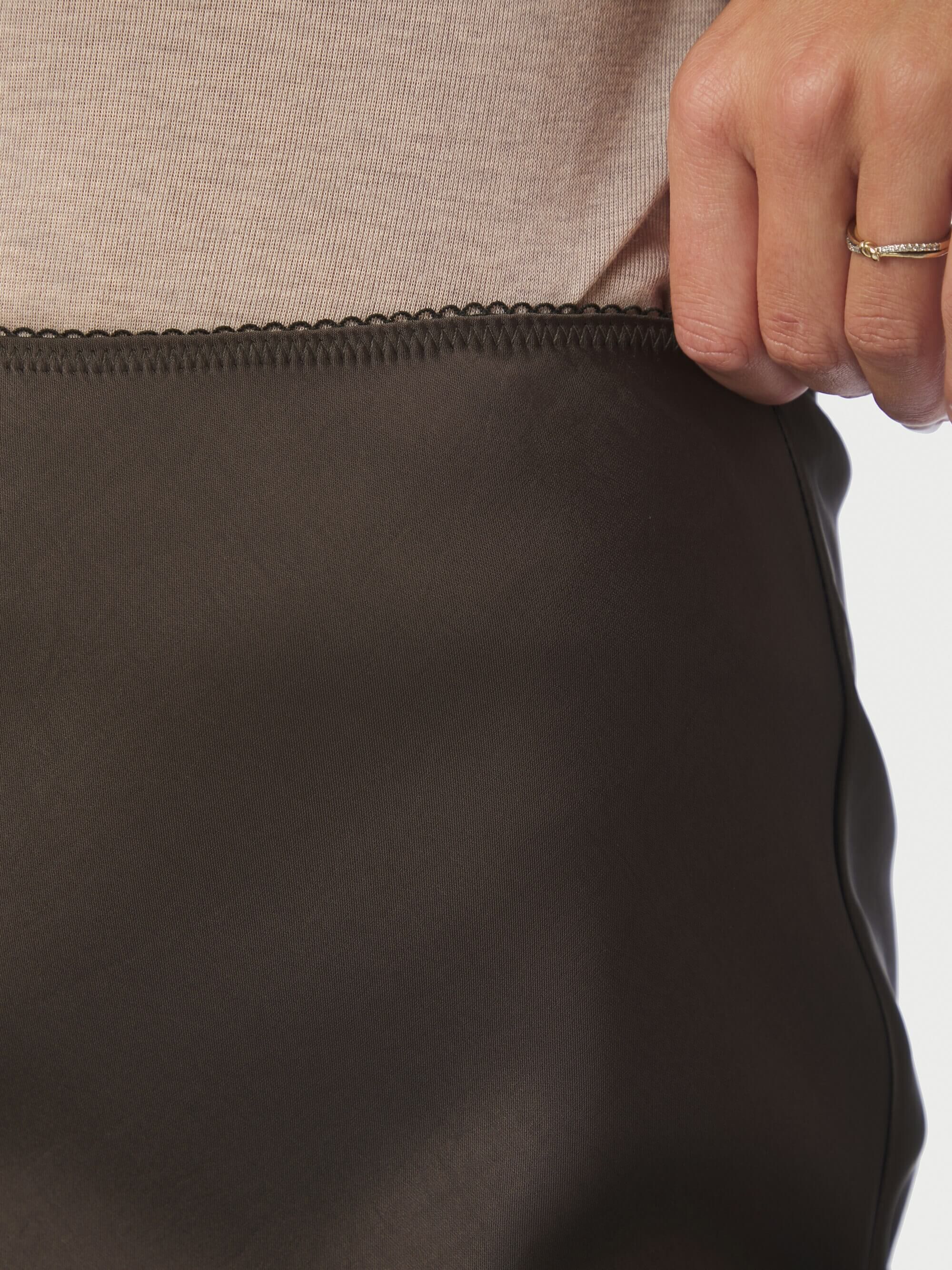 Mindie Heavy Sateen Skirt