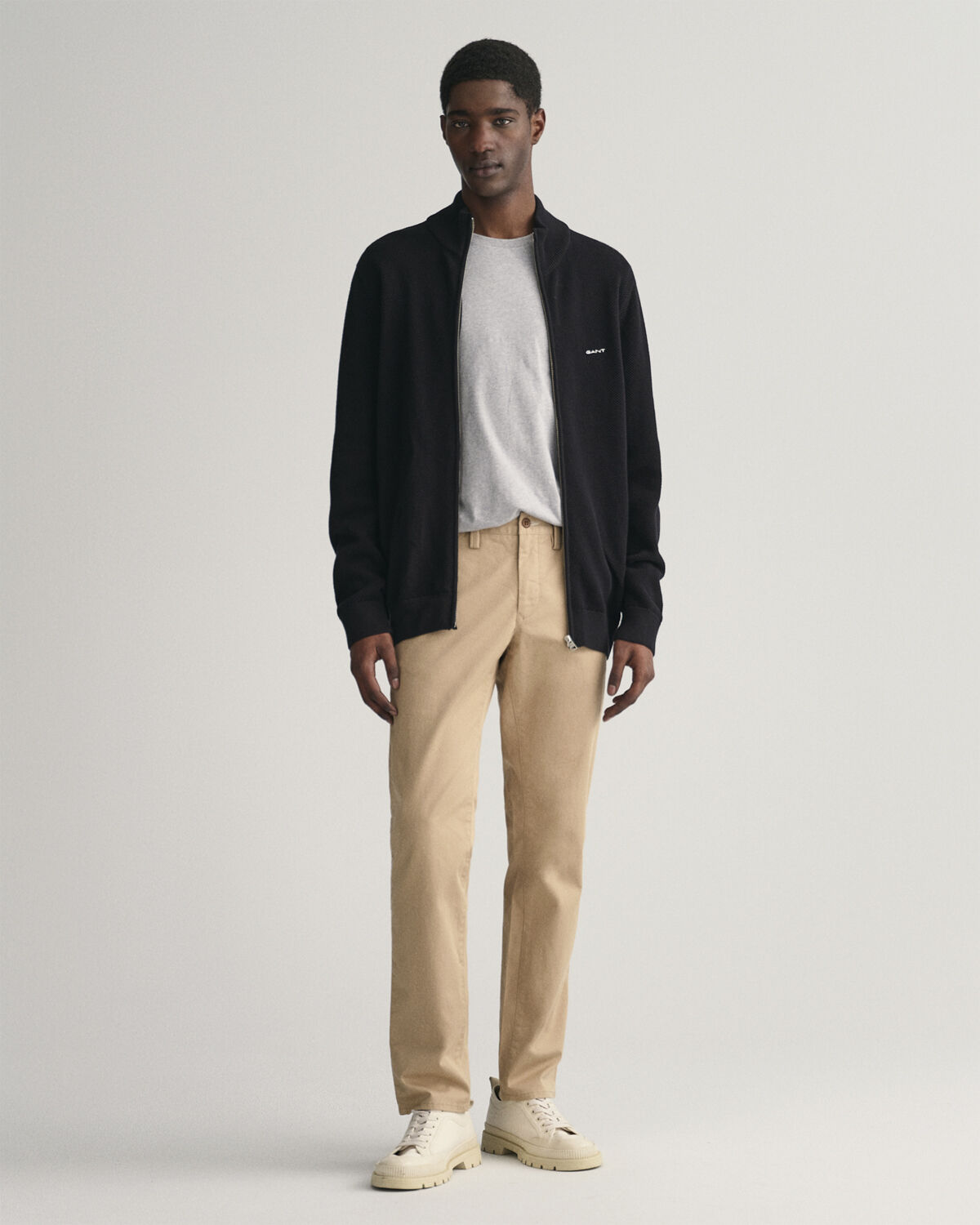 SLIM TWILL CHINOS