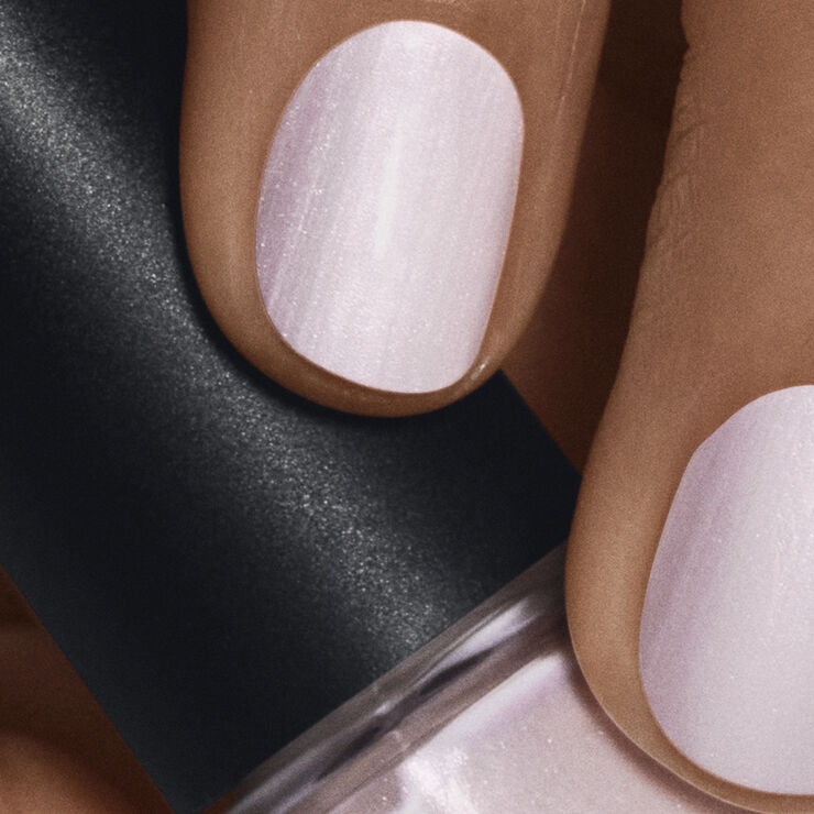 Nail Polish Pearly Lilac